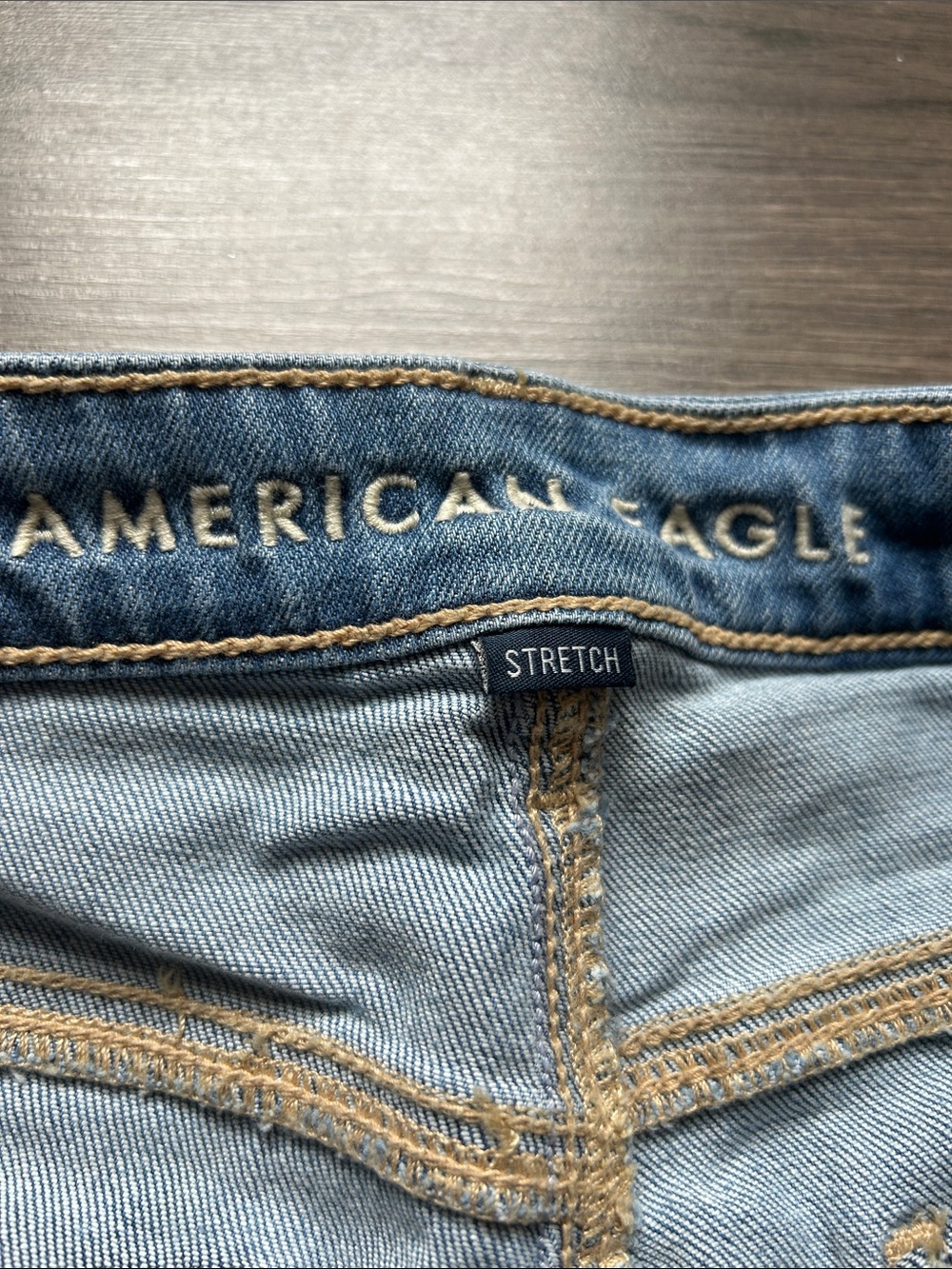 Women’s American Eagle Wide Leg Baggy Jeans - Picture 2 of 4